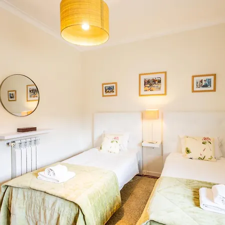 Junto à - By Smarthomes